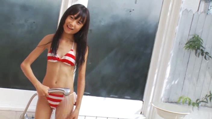 赤水着の西野花恋